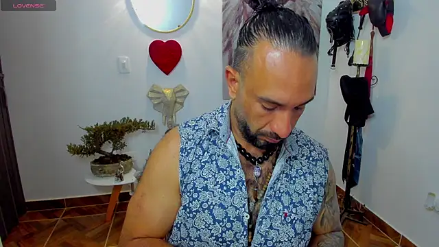 mr maik online show from 21, 2, 2025