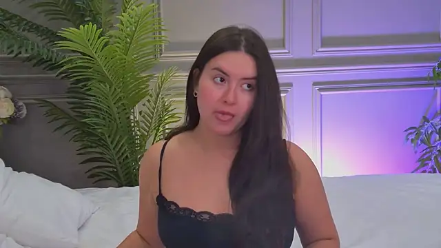 TrishaWinslet online show from 30, 11, 2025