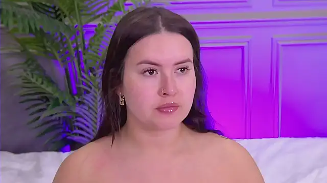 TrishaWinslet online show from 16, 11, 2025