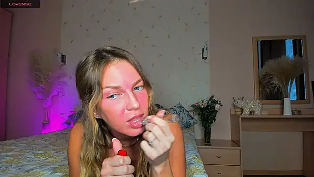 Jeanne Williams online show from 18, 2, 2025