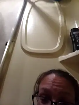 ILUV2TUCHMYKITTY online show from 29, 11, 2025