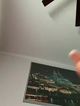 Hornyblond Bella online show from 8, 3, 2026