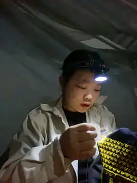 chaomay796xo online show from 15, 1, 2025