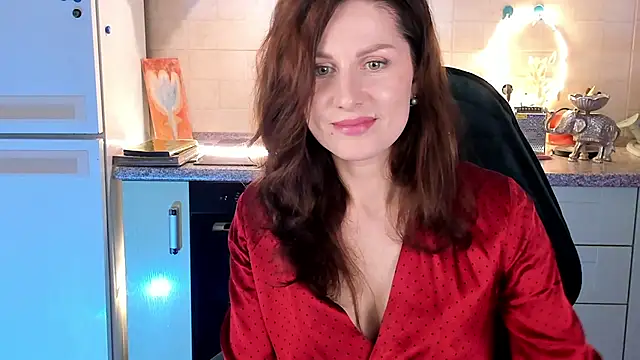 April o Nill online show from 6, 10, 2025