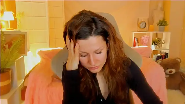 April o Nill online show from 24, 2, 2025