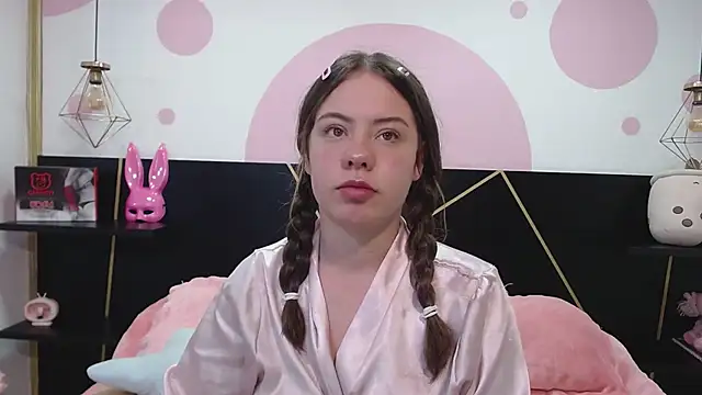 DanniAbbey online show from 18, 3, 2025