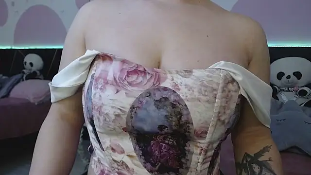 DanniAbbey online show from 14, 11, 2025