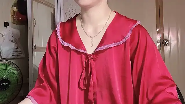 LinhChi 9x online show from 15, 4, 2026