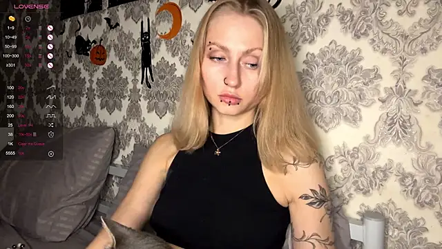 MarthaGees online show from 1, 11, 2025