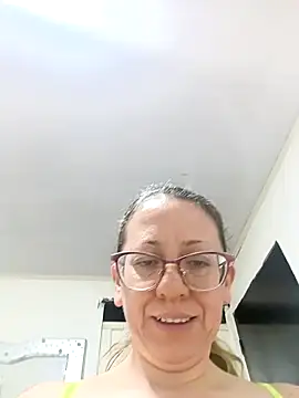 miss hanna07 online show from 18, 9, 2025