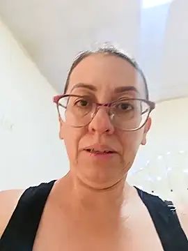 Snapshot of miss_hanna07 chatting on 27, 6, 2026 miss hanna07 online show from 27, 6, 2026