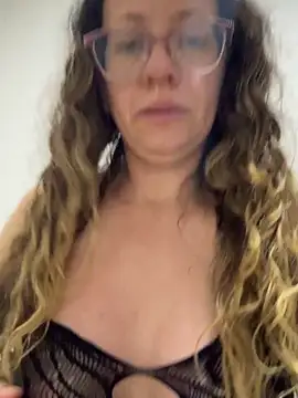 miss hanna07 online show from 17, 12, 2025