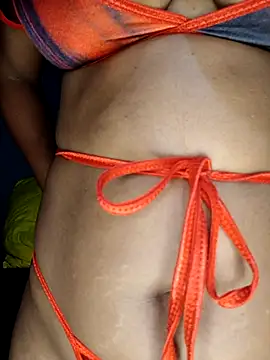 SexySlenderLexy online show from 4, 2, 2026