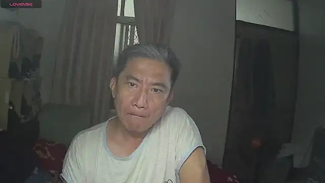 YuHsuant online show from 12, 3, 2025