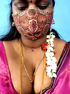Snapshot of mayaa2u chatting on 25, 6, 2026 mayaa2u online show from 25, 6, 2026