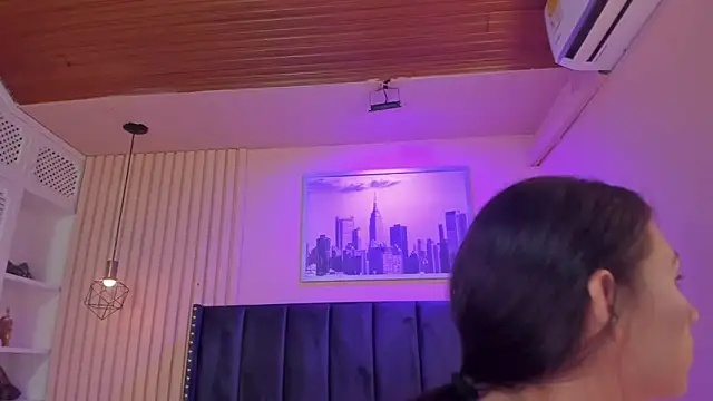 diosa cristal online show from 15, 7, 2026