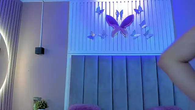 diosa cristal online show from 1, 10, 2025