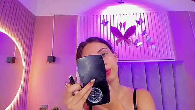 diosa cristal online show from 22, 11, 2025