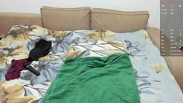 1lindsey1 online show from 14, 4, 2026