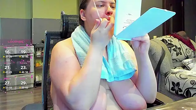 1lindsey1 online show from 6, 10, 2025