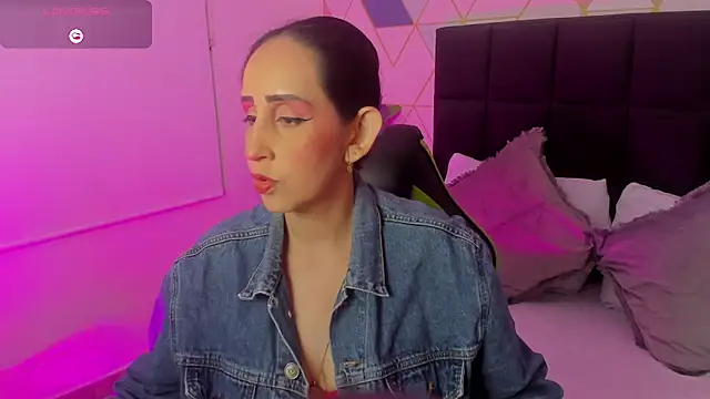 jadde13  online show from 6, 11, 2025