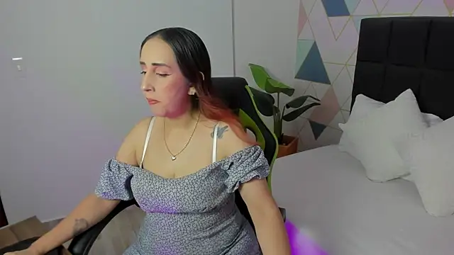 jadde13  online show from 1, 10, 2025