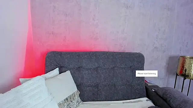 gia watsonn online show from 18, 9, 2025