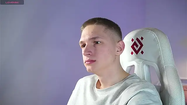 dustyn fox online show from 10, 3, 2025