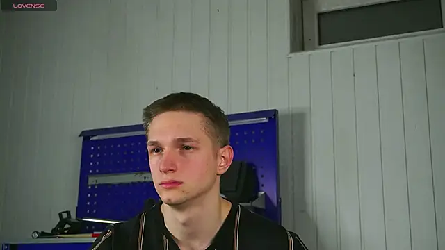 dustyn fox online show from 9, 2, 2026