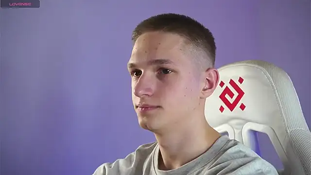 dustyn fox online show from 12, 3, 2025