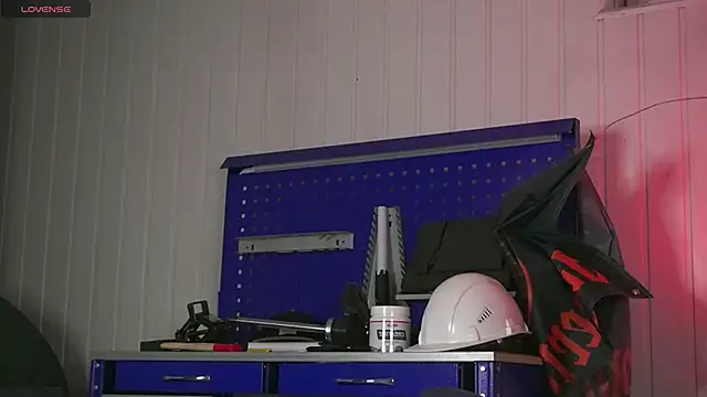 dustyn fox online show from 26, 9, 2025