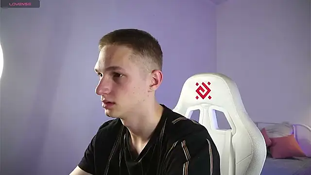 dustyn fox online show from 19, 3, 2025