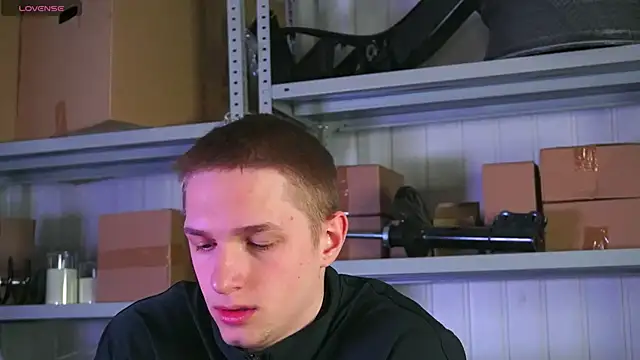 dustyn fox online show from 10, 4, 2026