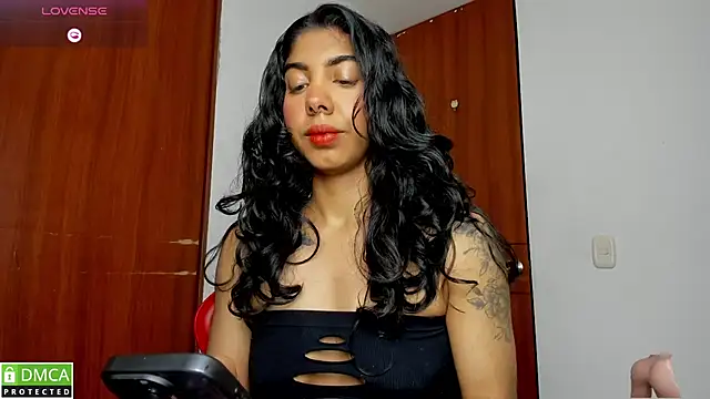 jasmine bunny  online show from 28, 2, 2026