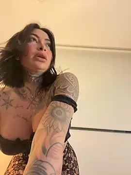 Iam Annii online show from 9, 10, 2025