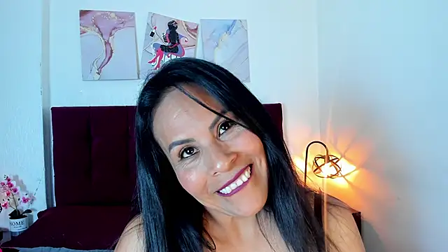 Anthonelaa   online show from 29, 9, 2025