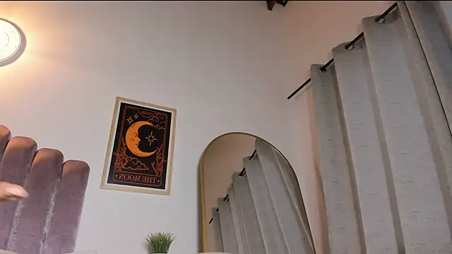 sky caroline online show from 21, 10, 2025