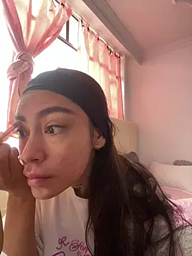 Effy Bonny online show from 9, 10, 2025