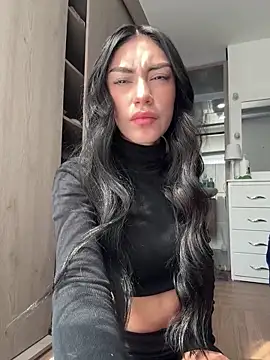 Effy Bonny online show from 15, 12, 2025