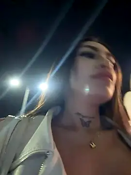 Effy Bonny online show from 6, 11, 2025