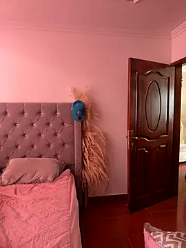 Effy Bonny online show from 20, 12, 2025