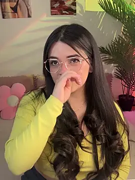 cammiefoalss online show from 10, 9, 2025