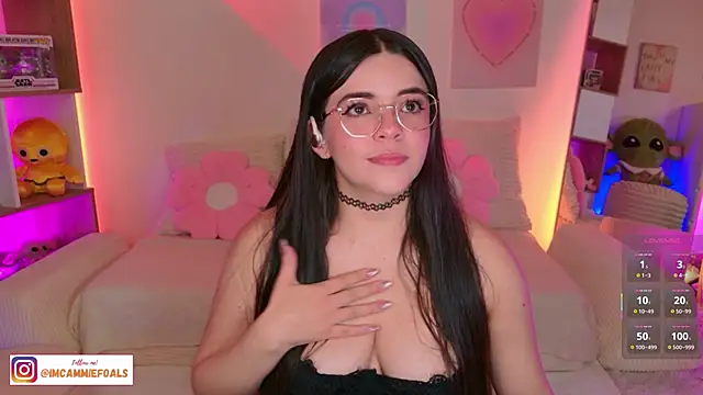 cammiefoalss online show from 11, 11, 2025