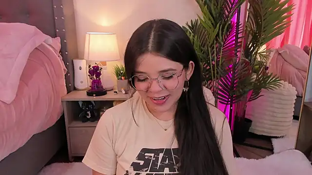 cammiefoalss online show from 10, 3, 2025