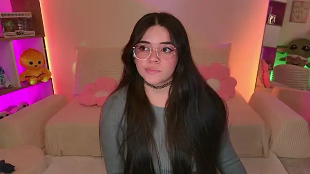 cammiefoalss online show from 2, 11, 2025