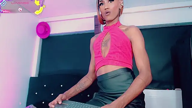 Kendall hornyy online show from 11, 6, 2026