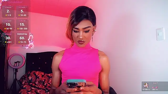 Kendall hornyy online show from 10, 9, 2025