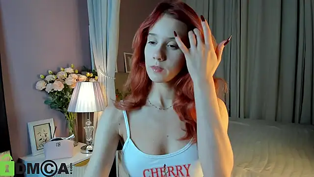 Snapshot of Dearly_Emily chatting on 21, 10, 2025 Dearly Emily online show from 21, 10, 2025