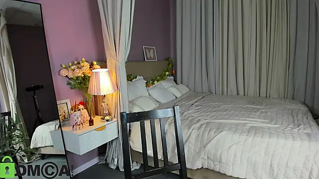 Dearly Emily online show from 28, 3, 2026