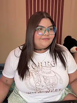 Snapshot of _Shara_Handal_ chatting on 18, 3, 2025 Shara Handal online show from 18, 3, 2025